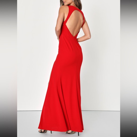 SOLD Lulus All For The Romance Red Backless Mermaid Maxi Dress; Size Small 🍒 - Picture 5 of 8